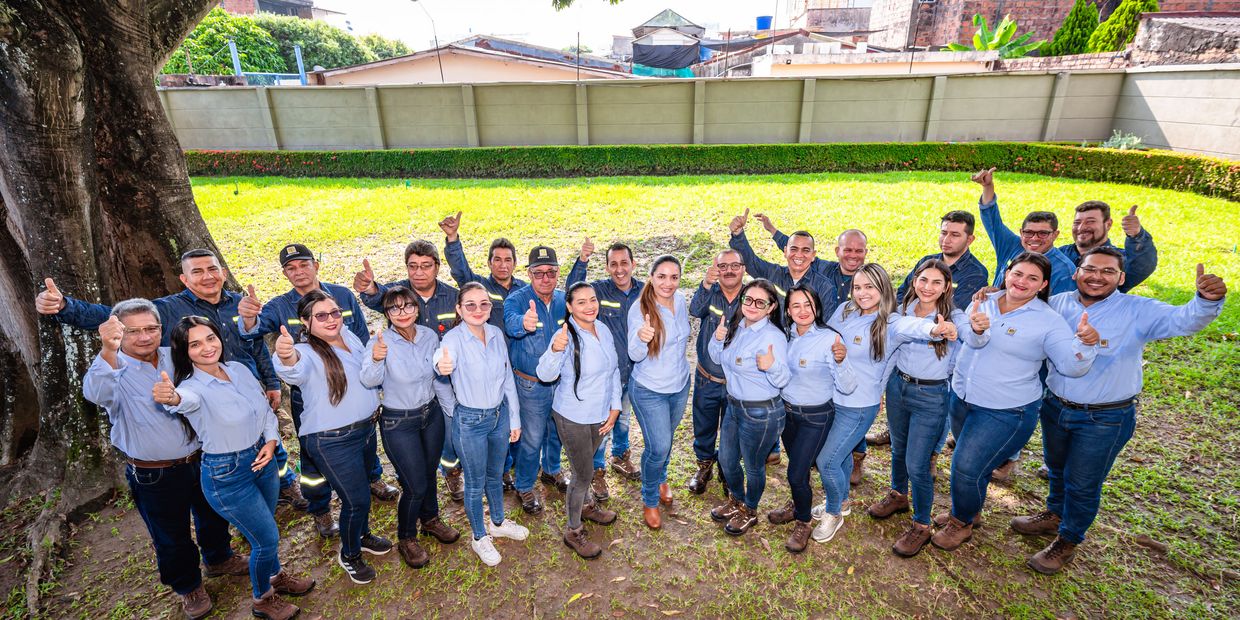 Equipo de MPI Logística en la sede